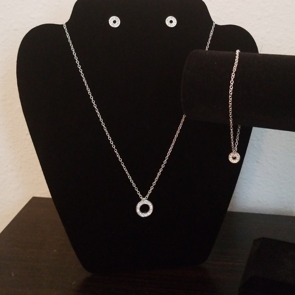 🆕️ 3 Piece💎 Crystal Jewelry Set💕